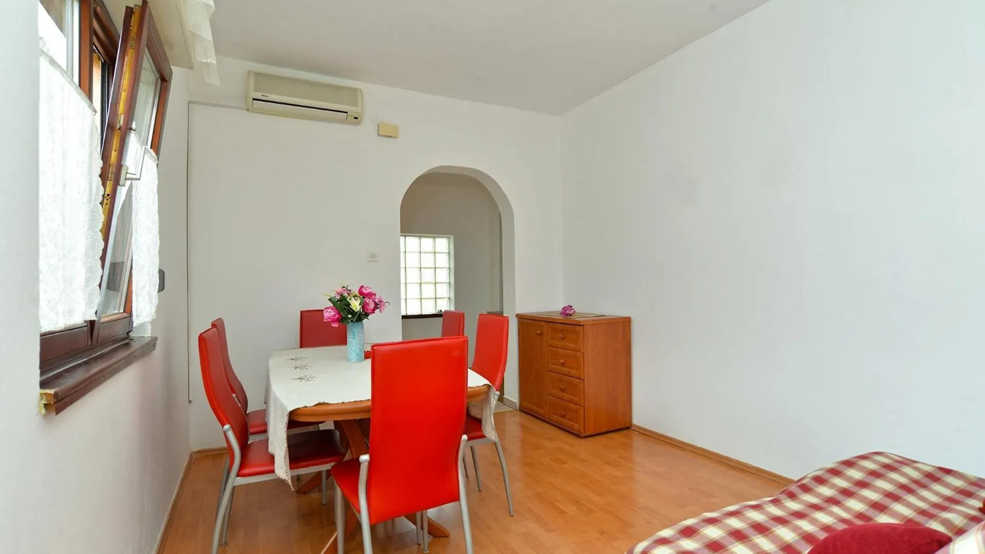 Family Friendly Apartments With A Swimming Pool Fazana - 19595
